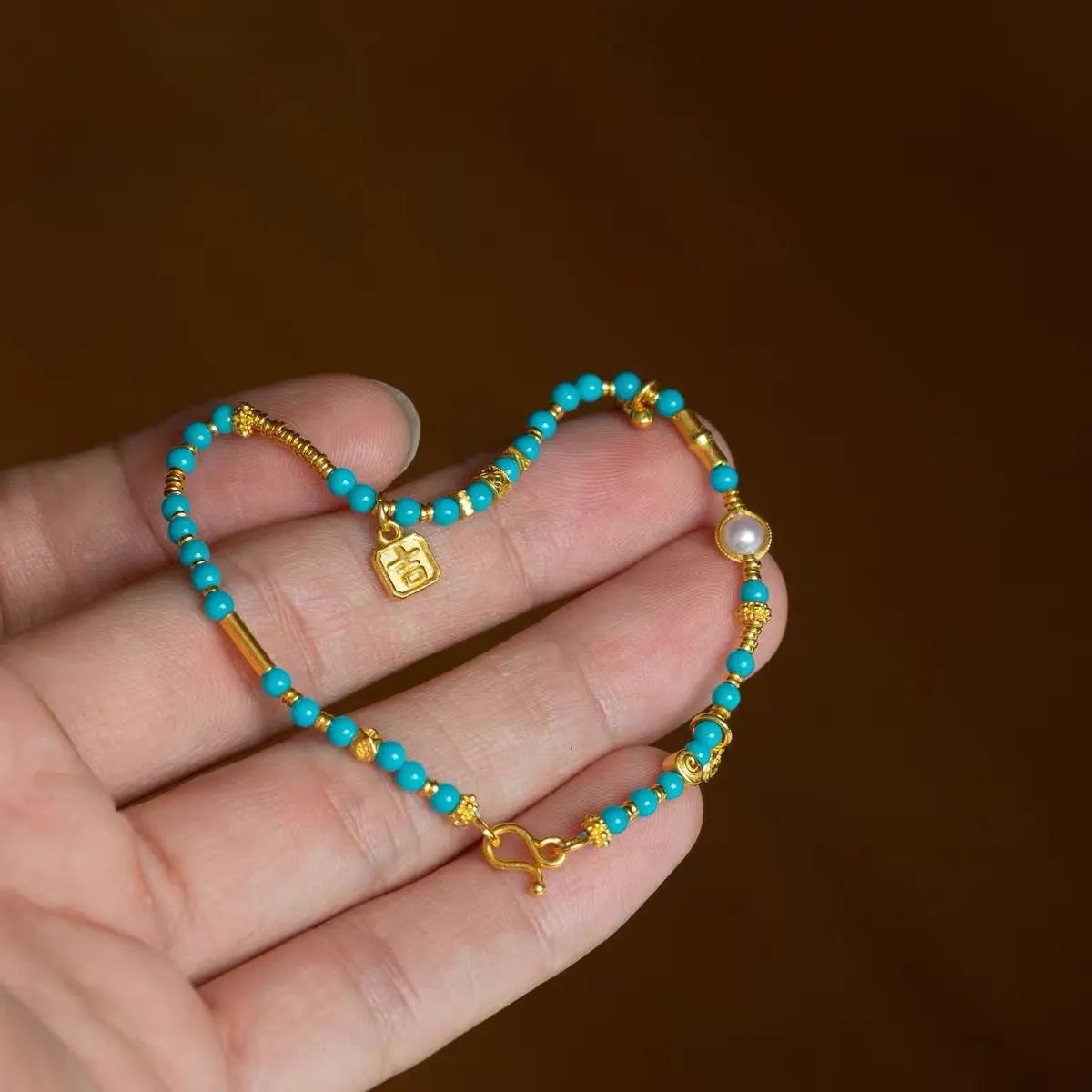Turquoise Single-Strand Delicate Bracelet|Gold-Plated Accents·Tranquil Companion
